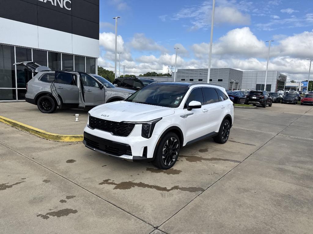 used 2025 Kia Sorento car, priced at $36,899