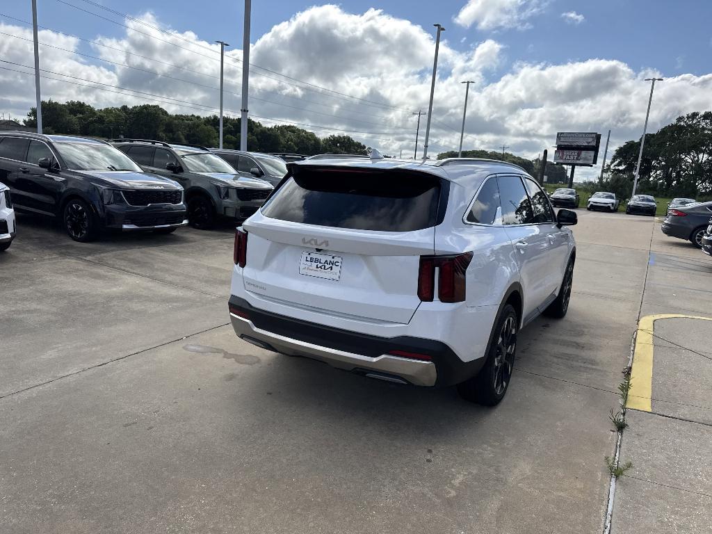 used 2025 Kia Sorento car, priced at $36,899