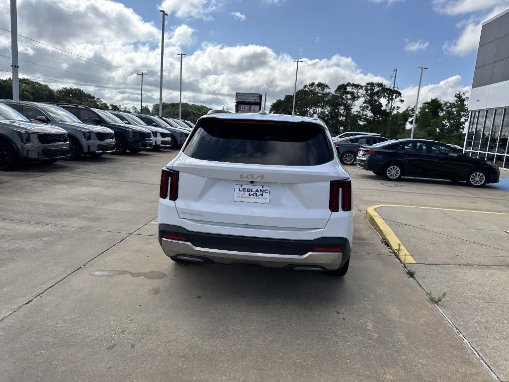 used 2025 Kia Sorento car, priced at $36,899