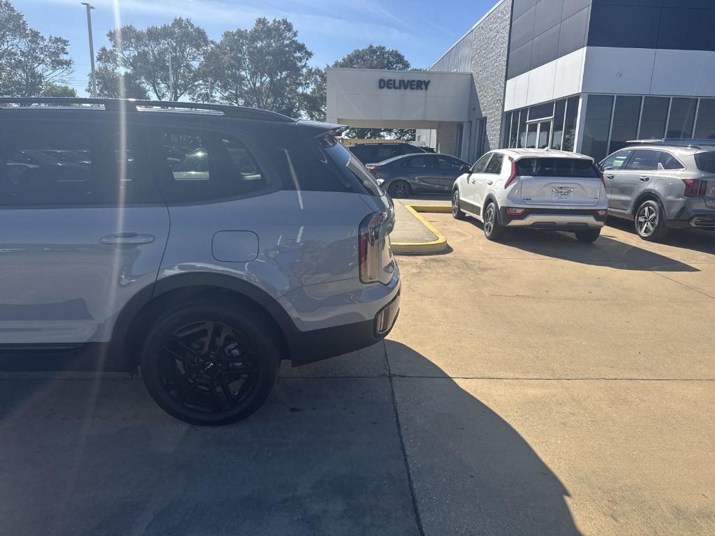 used 2024 Kia Telluride car, priced at $41,899