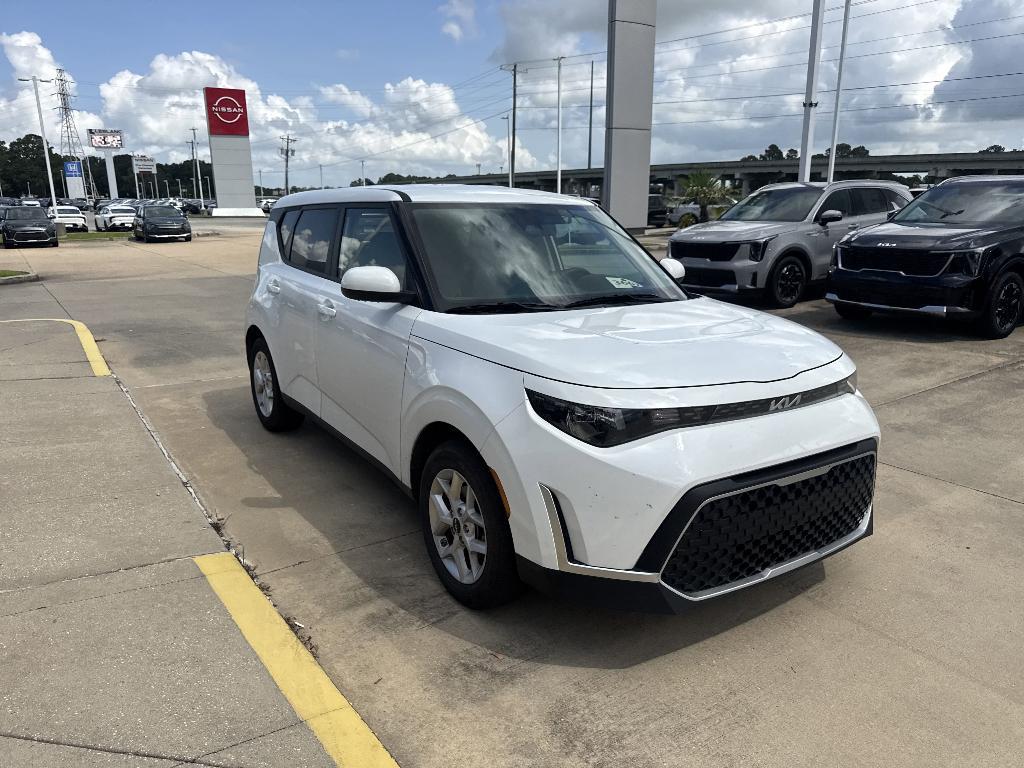 used 2024 Kia Soul car, priced at $18,699