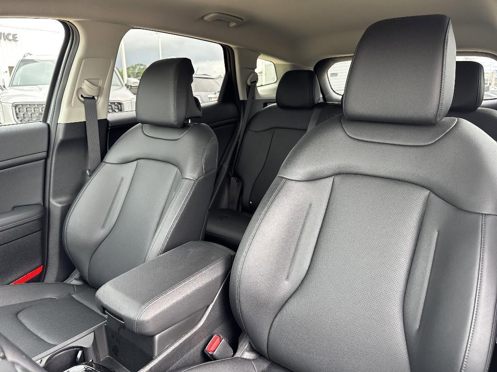 used 2025 Kia Sportage car, priced at $26,899