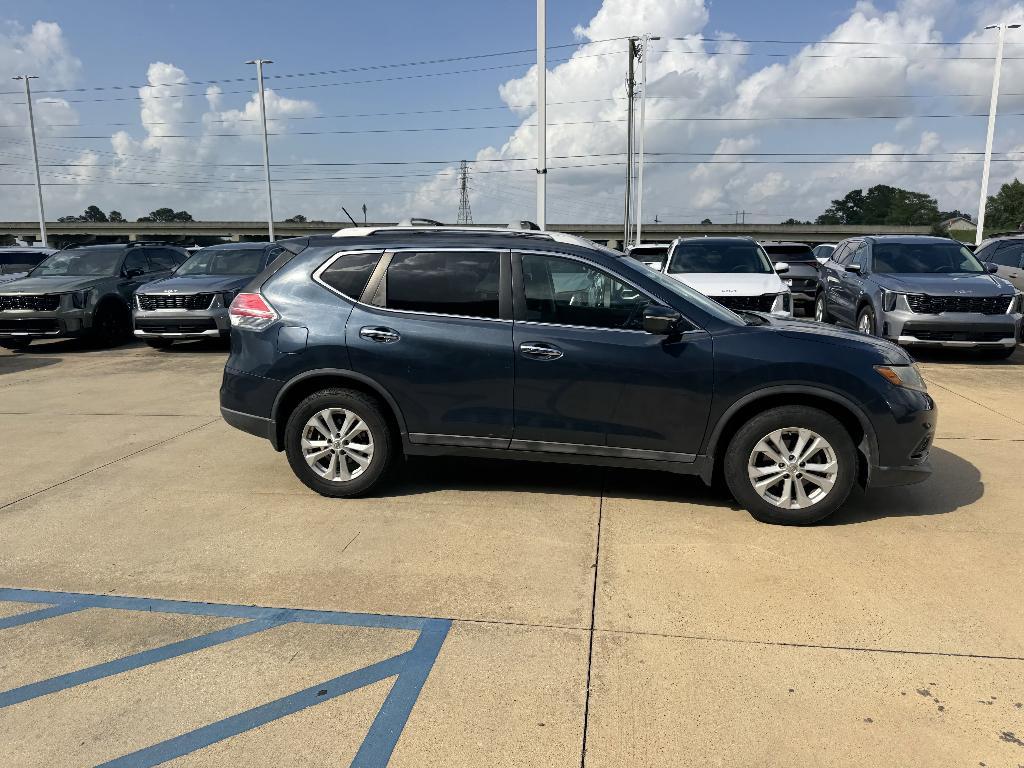 used 2015 Nissan Rogue car, priced at $14,899