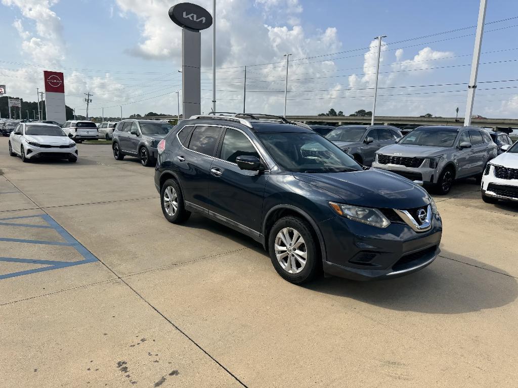 used 2015 Nissan Rogue car, priced at $14,899