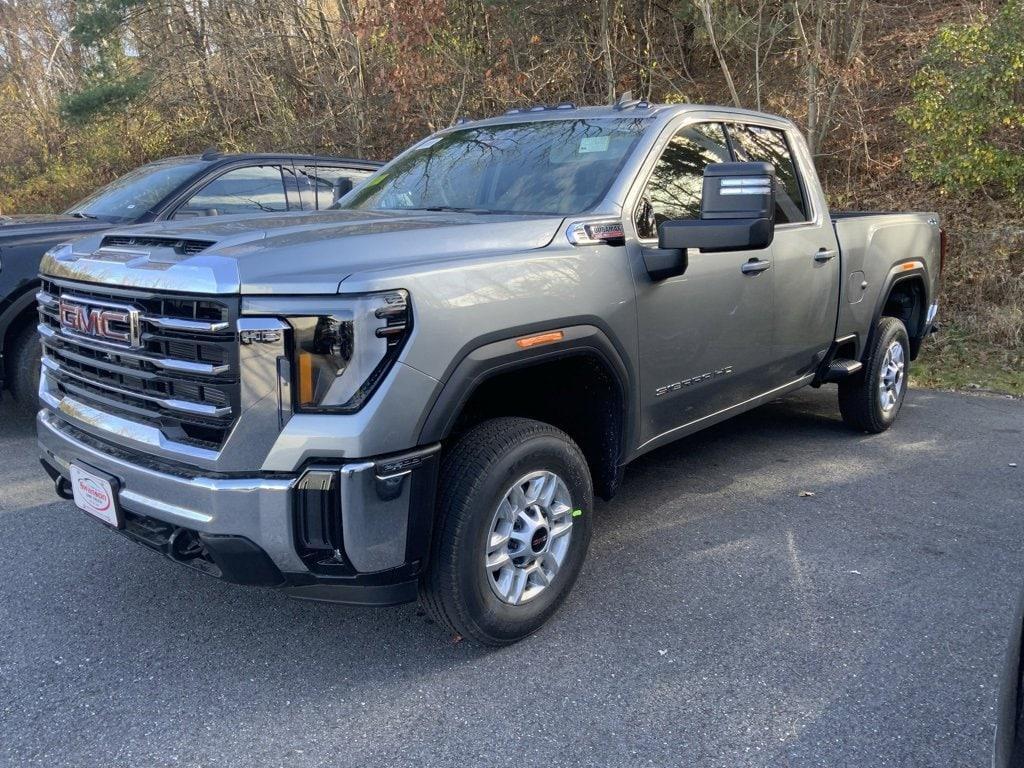 new 2025 GMC Sierra 2500 car, priced at $68,000