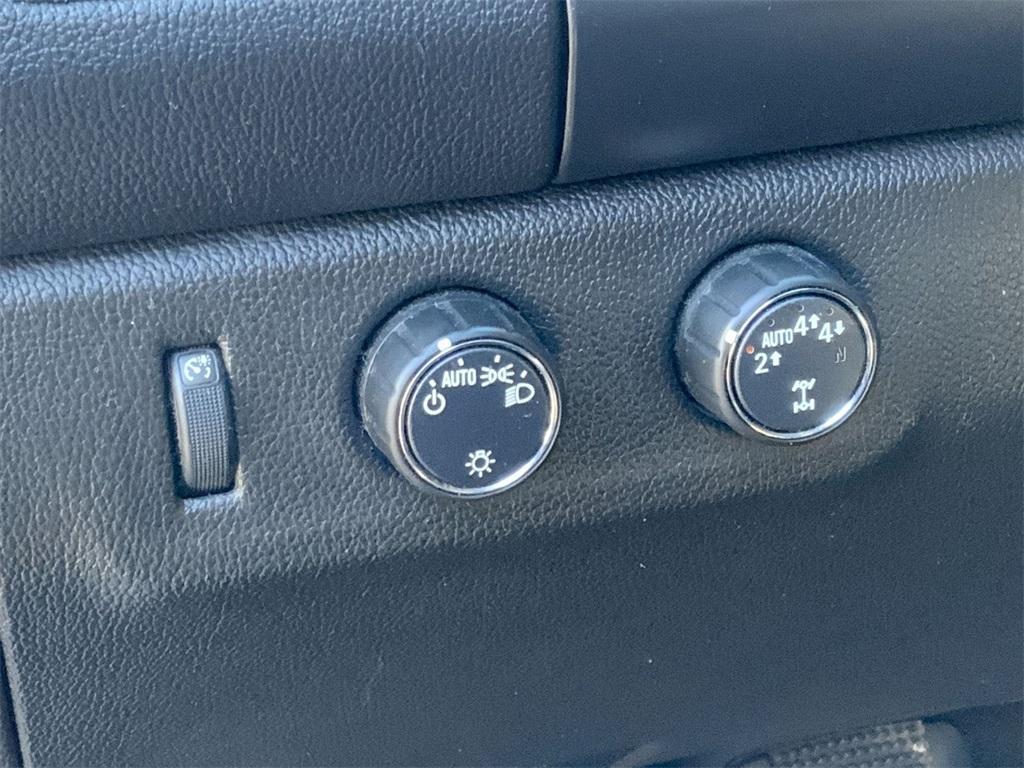 used 2021 Chevrolet Colorado car, priced at $21,099