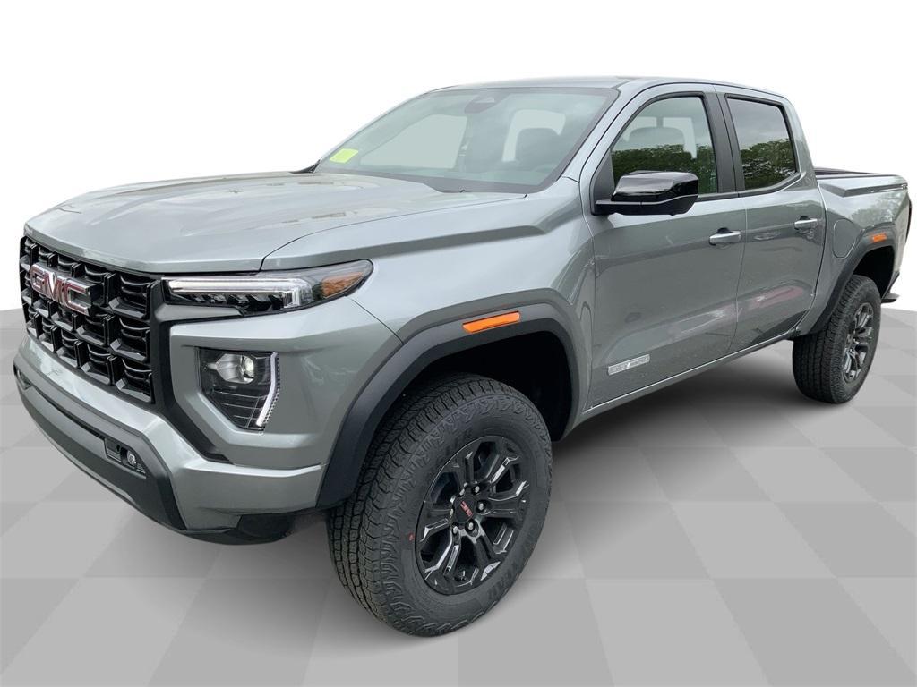 new 2025 GMC Canyon car, priced at $48,195