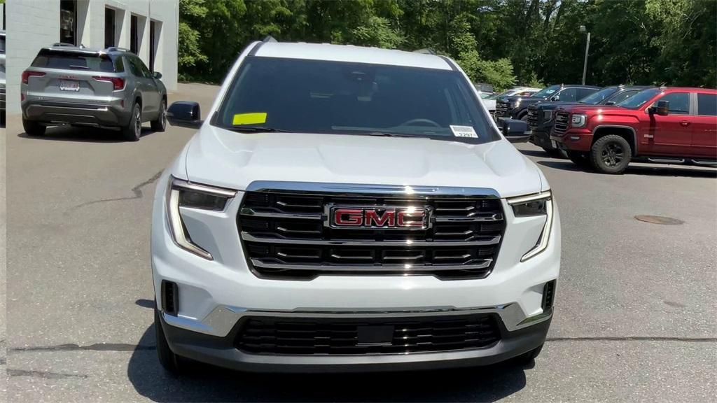new 2025 GMC Acadia car, priced at $47,140