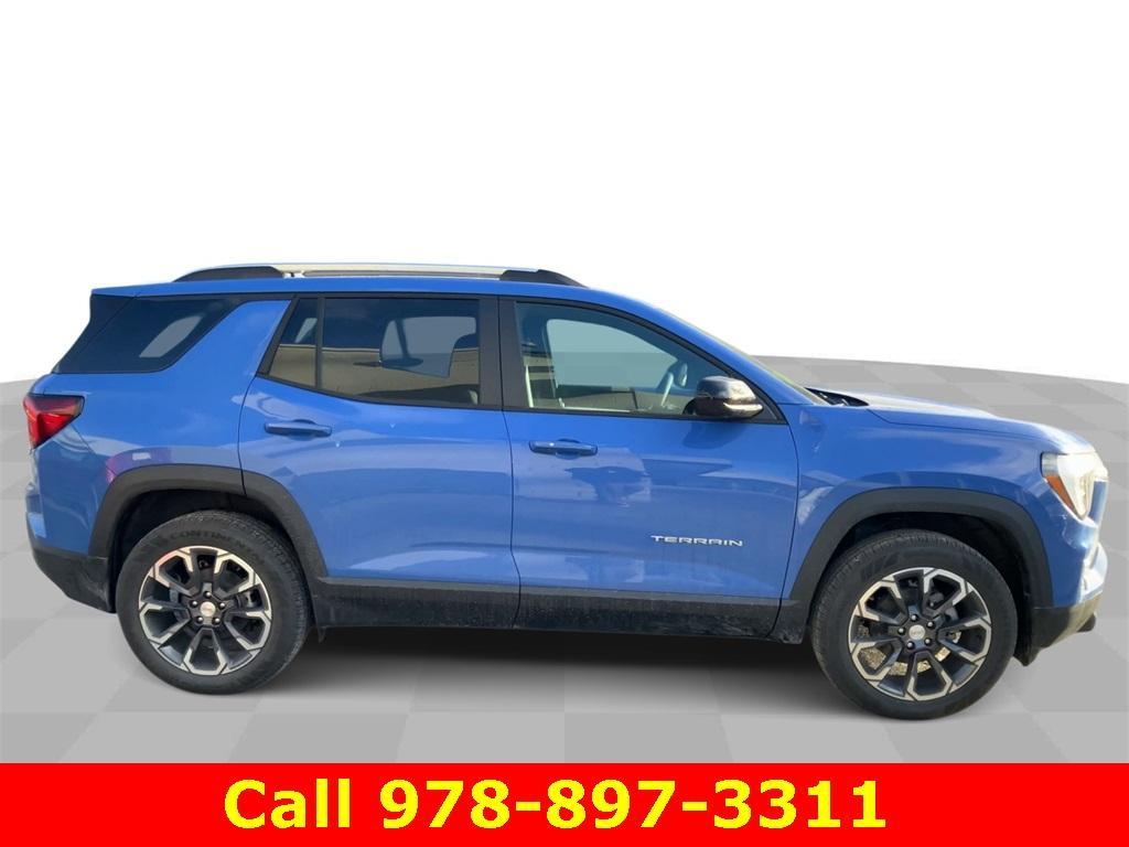 new 2025 GMC Terrain car, priced at $36,590