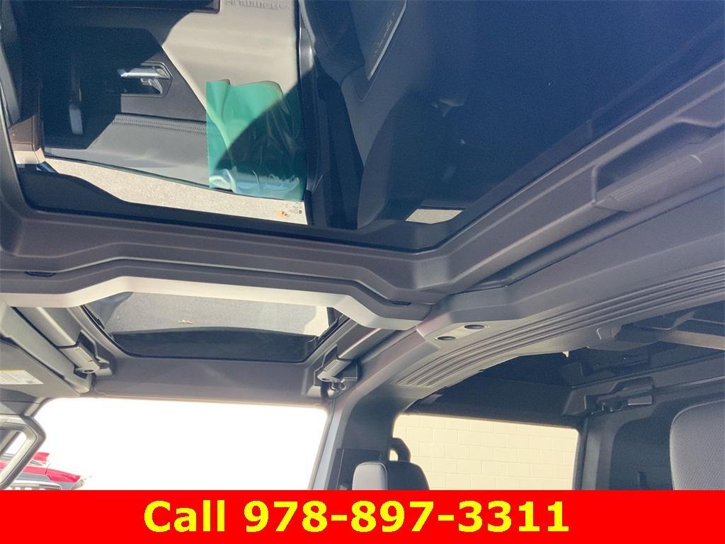 new 2025 GMC HUMMER EV SUV car, priced at $91,745
