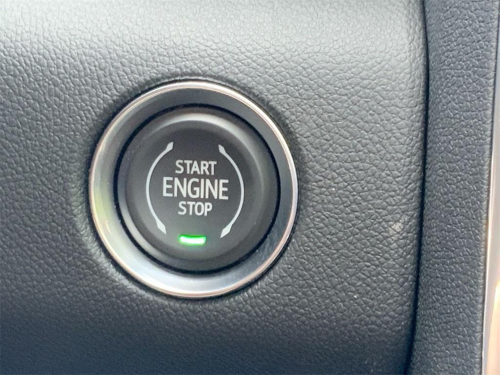new 2025 GMC Acadia car, priced at $51,570