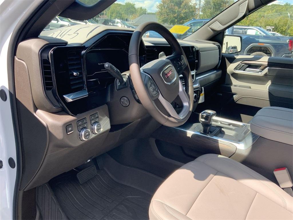 new 2025 GMC Sierra 1500 car, priced at $65,750