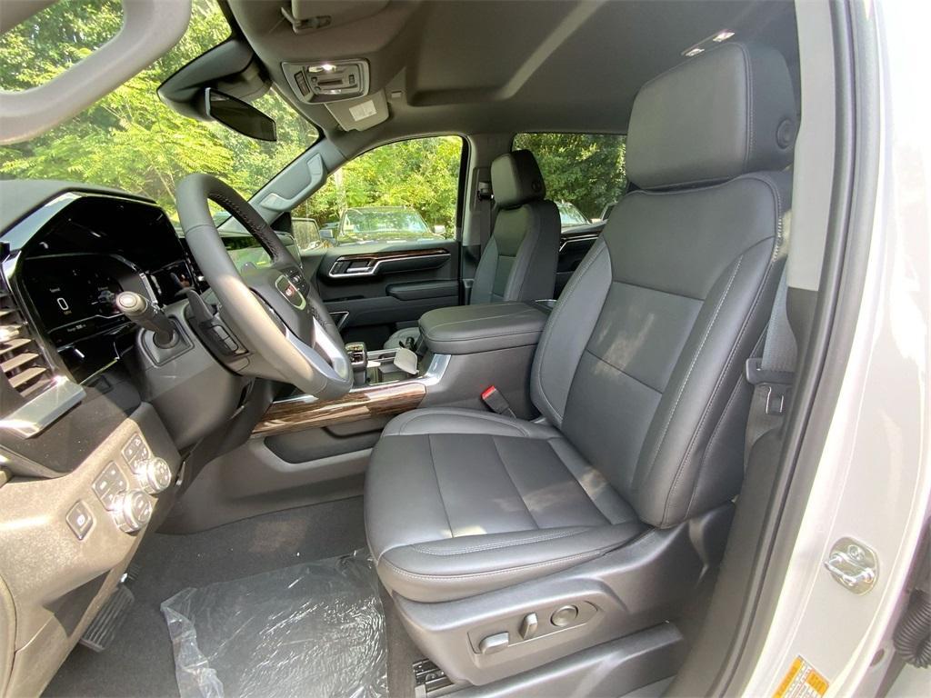 new 2025 GMC Sierra 1500 car, priced at $62,250