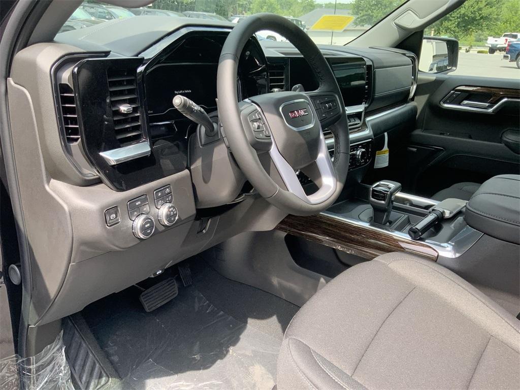 new 2025 GMC Sierra 1500 car, priced at $61,250
