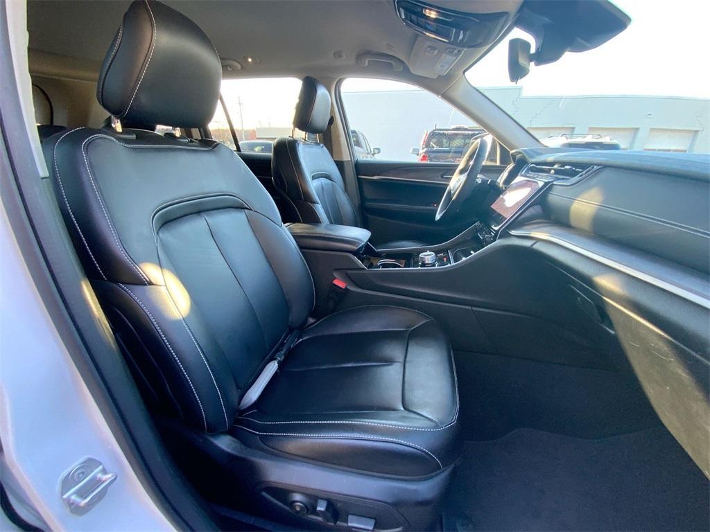 used 2023 Jeep Grand Cherokee car, priced at $37,000