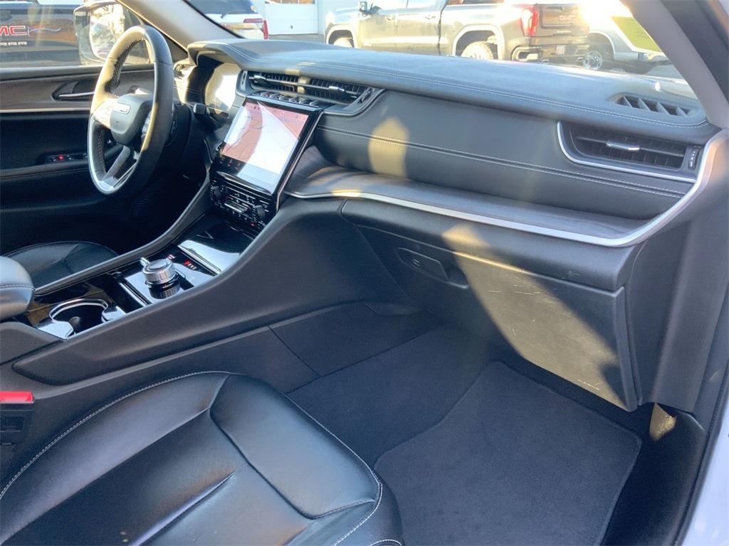 used 2023 Jeep Grand Cherokee car, priced at $37,000