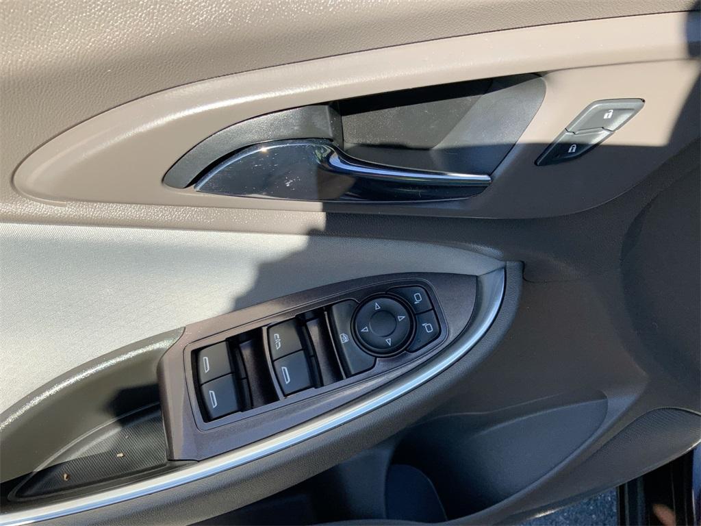used 2020 Chevrolet Malibu car, priced at $15,500