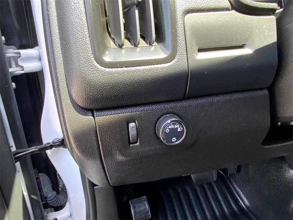 used 2022 Chevrolet Colorado car, priced at $19,000