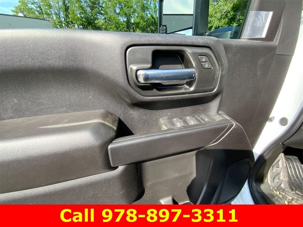 new 2025 GMC Sierra 2500 car, priced at $53,500