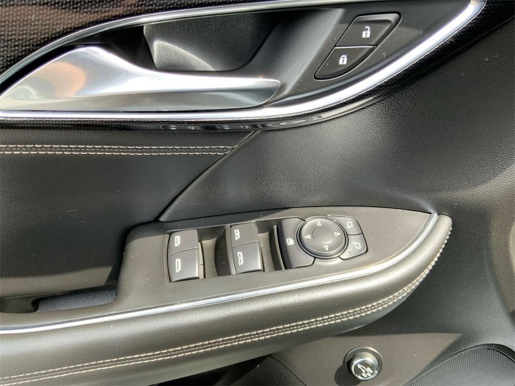 used 2022 Buick Envision car, priced at $21,899