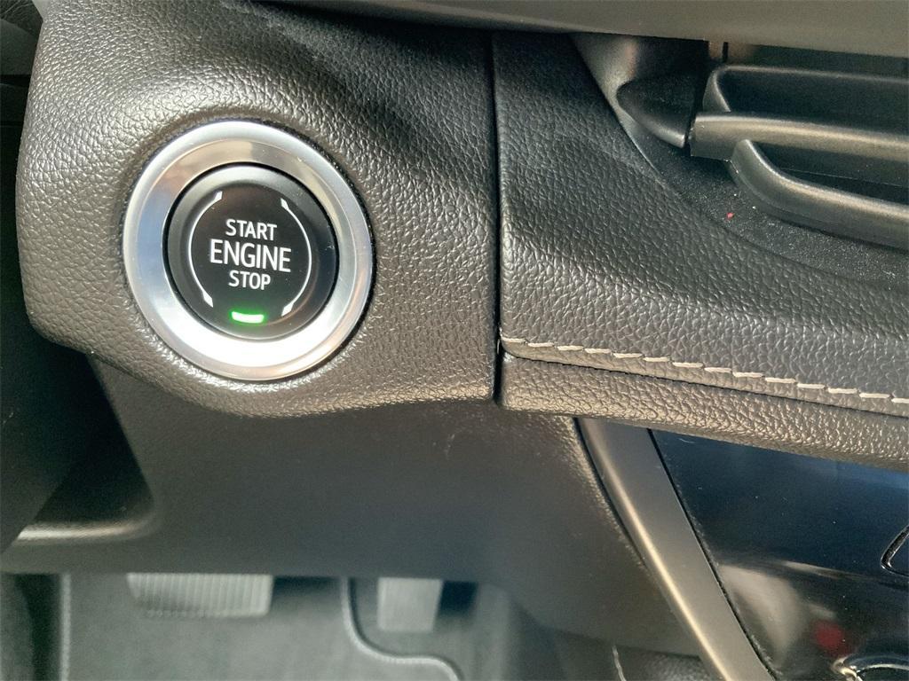 used 2022 Buick Envision car, priced at $21,899