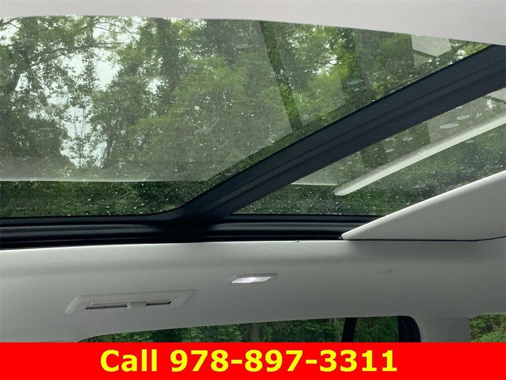 new 2025 GMC Acadia car, priced at $65,190