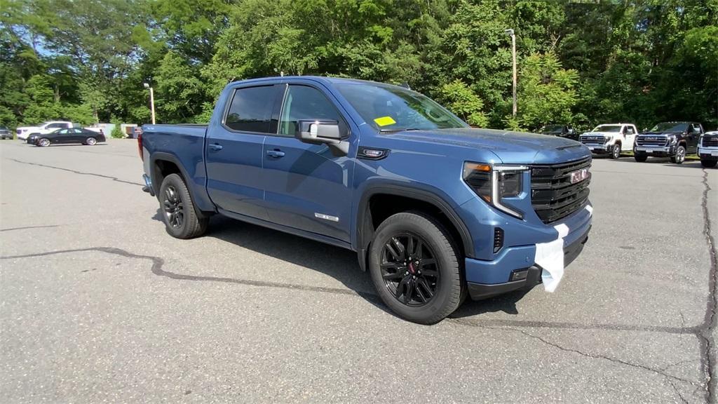 new 2025 GMC Sierra 1500 car, priced at $62,550