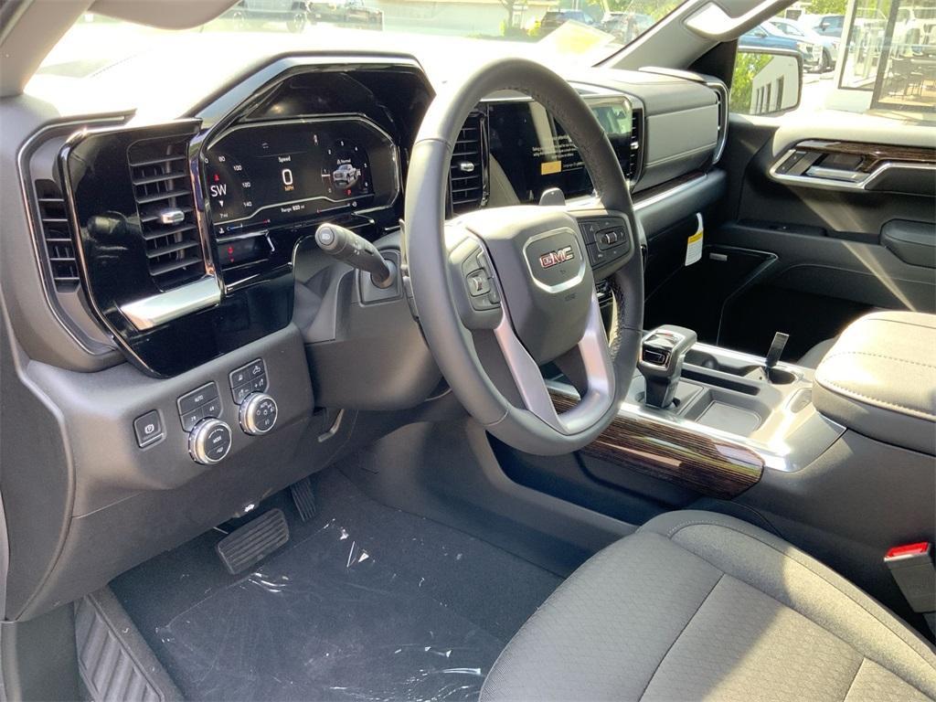 new 2025 GMC Sierra 1500 car, priced at $62,550
