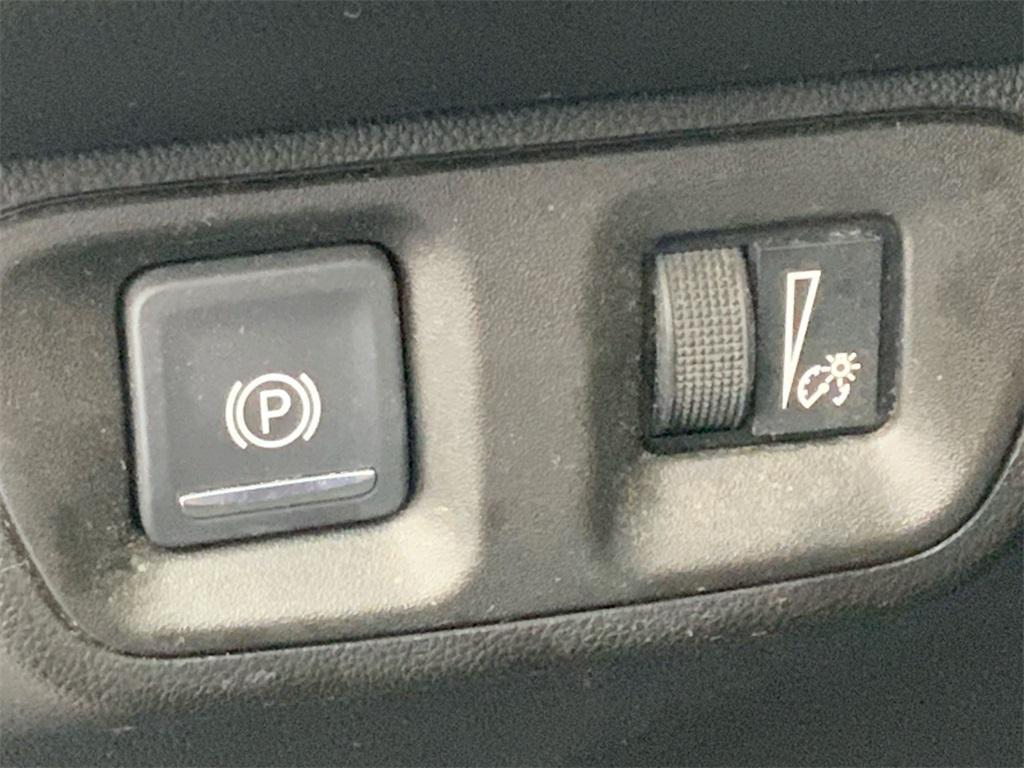 used 2022 GMC Acadia car, priced at $26,199