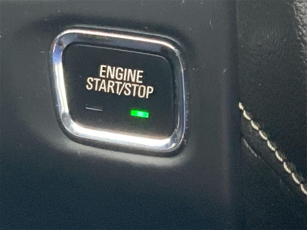 used 2022 GMC Acadia car, priced at $26,199