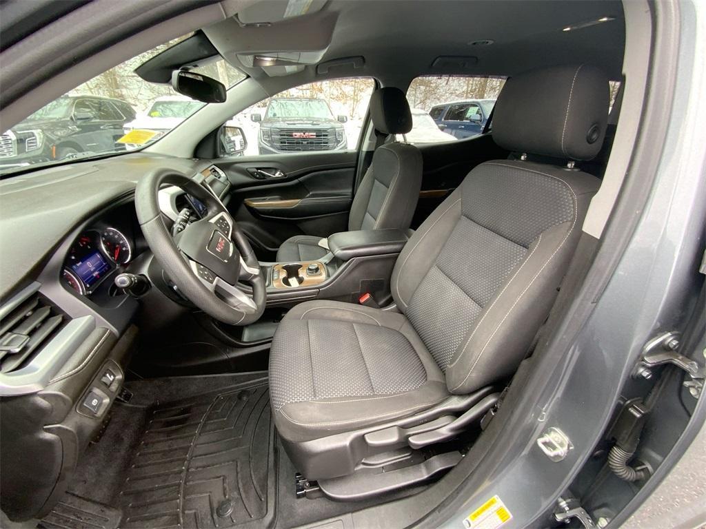 used 2022 GMC Acadia car, priced at $26,199