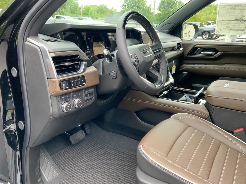 new 2025 GMC Yukon XL car, priced at $109,490