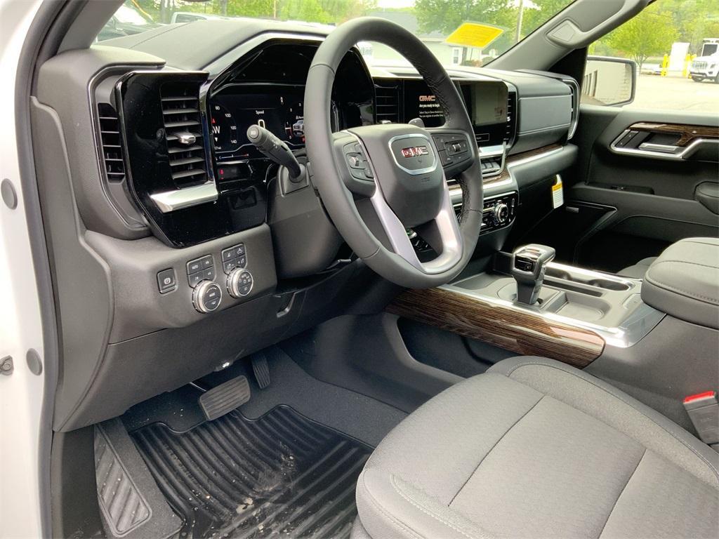 new 2025 GMC Sierra 1500 car, priced at $60,050