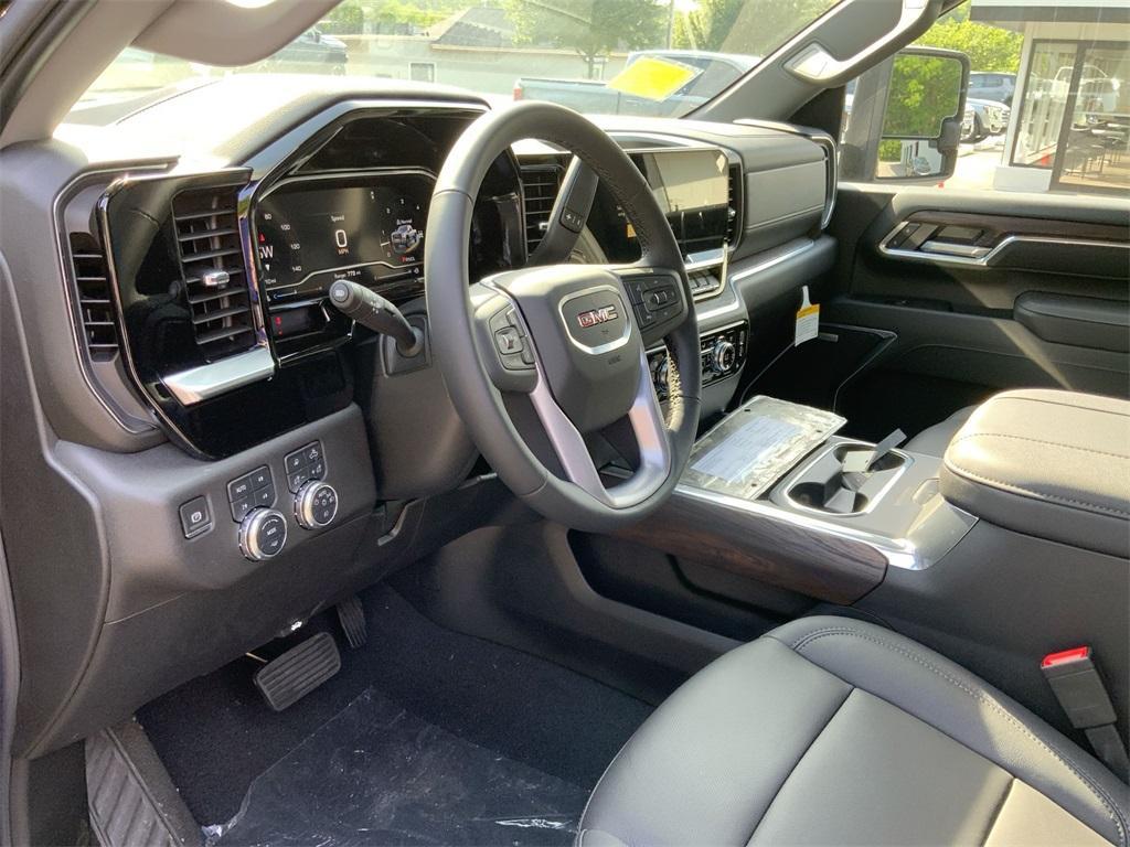 new 2025 GMC Sierra 2500 car, priced at $71,760