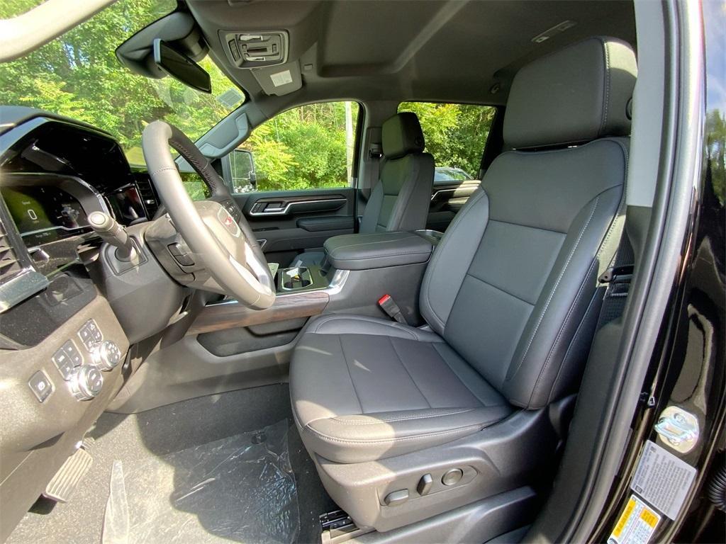 new 2025 GMC Sierra 2500 car, priced at $71,760