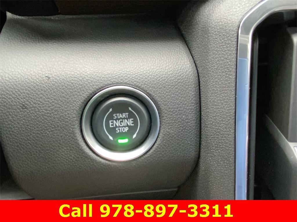 new 2025 GMC Acadia car, priced at $58,635