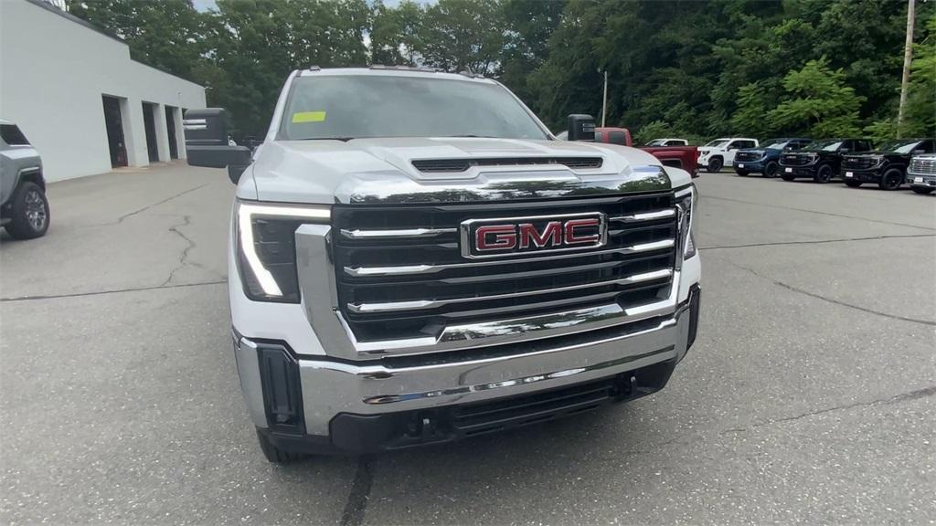 new 2025 GMC Sierra 2500 car, priced at $59,795