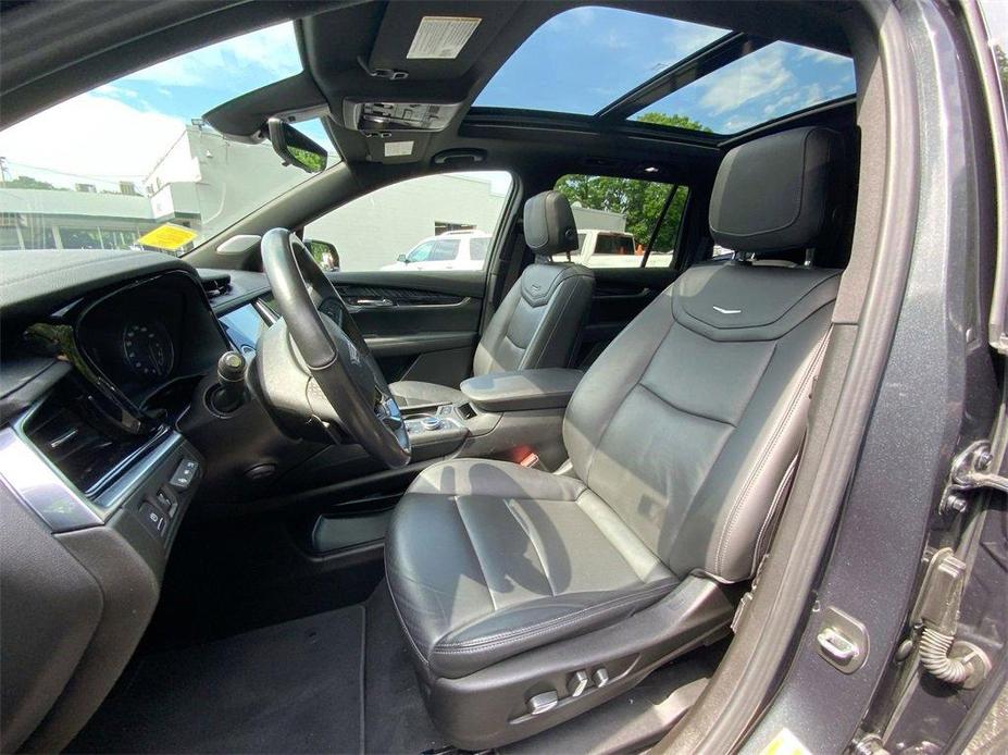 used 2023 Cadillac XT6 car, priced at $46,000