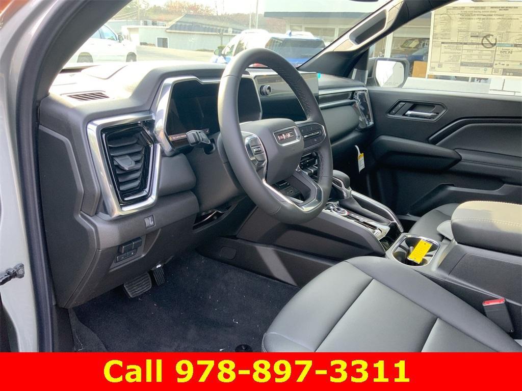 new 2025 GMC Canyon car, priced at $46,890