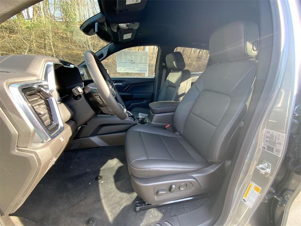 new 2025 GMC Canyon car, priced at $47,890