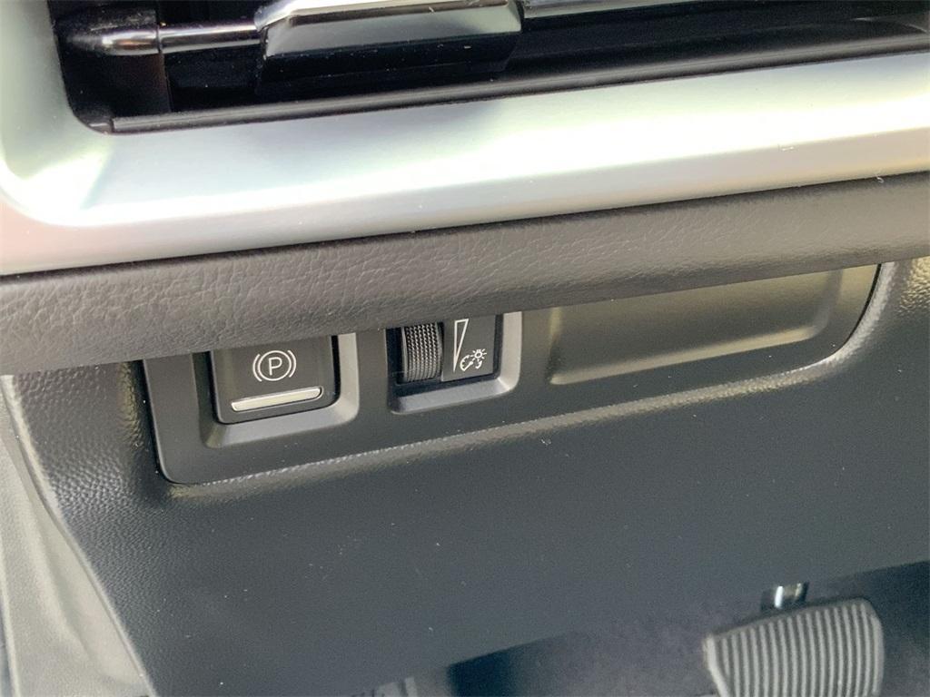 used 2024 Cadillac XT4 car, priced at $36,750