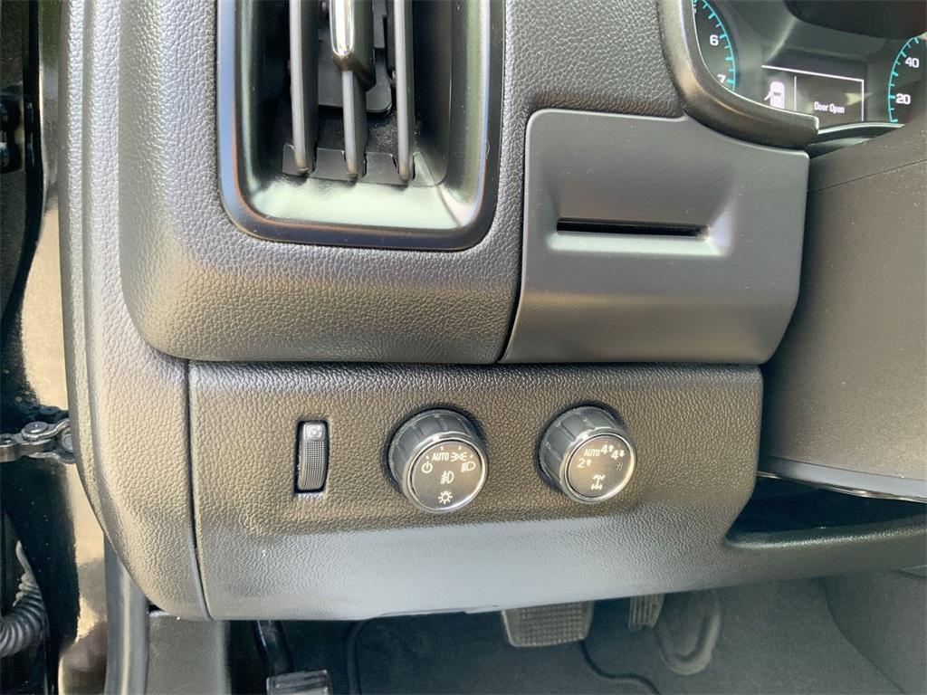 used 2022 Chevrolet Colorado car, priced at $31,799