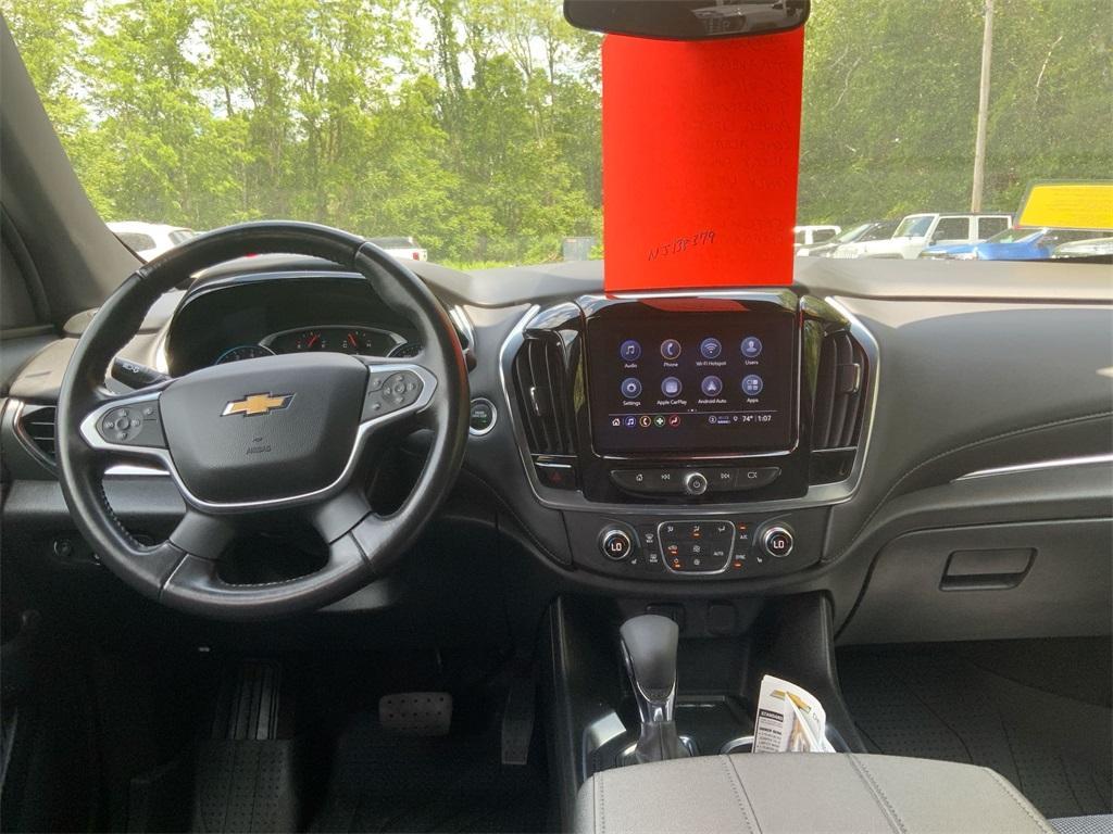 used 2022 Chevrolet Traverse car, priced at $29,750