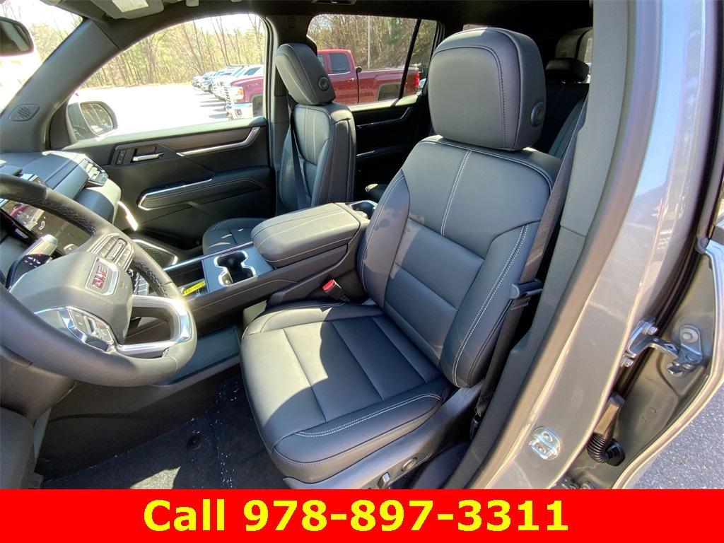 new 2025 GMC Acadia car, priced at $52,470