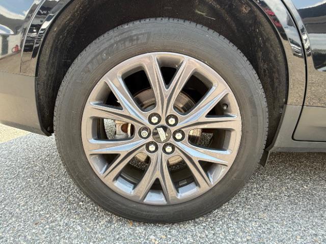 used 2018 Cadillac XT5 car