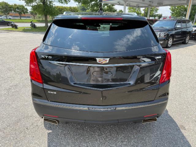 used 2018 Cadillac XT5 car