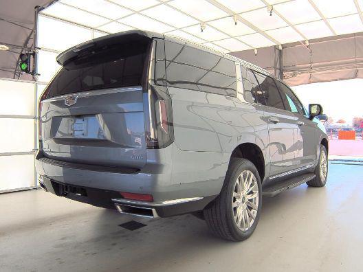 used 2021 Cadillac Escalade ESV car, priced at $60,995