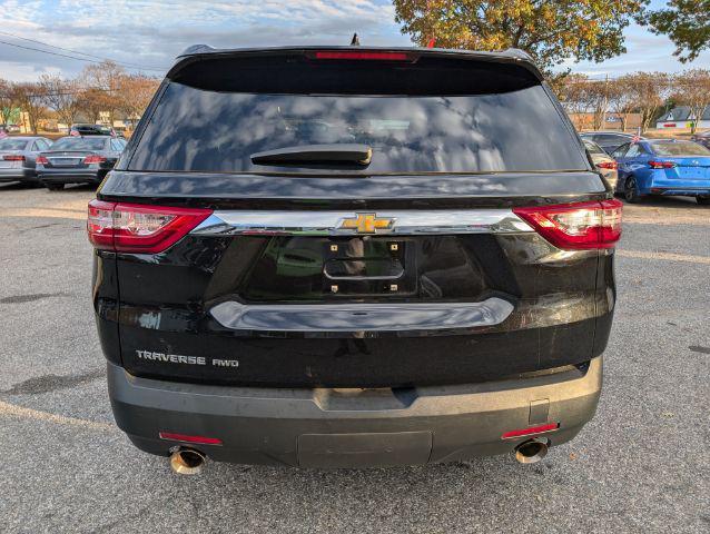 used 2021 Chevrolet Traverse car, priced at $20,295