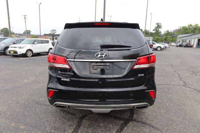 used 2017 Hyundai Santa Fe car, priced at $11,995