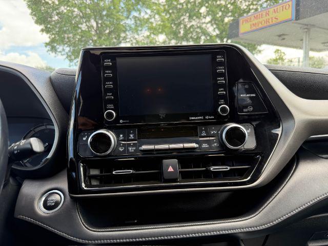 used 2021 Toyota Highlander car, priced at $27,995